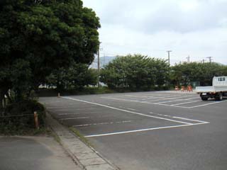 �����\�z�}